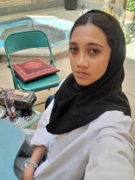 زهرا طاهری